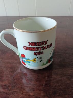 Merry Christmas 1982 Ceramic Holiday Mug - White with Red Accents